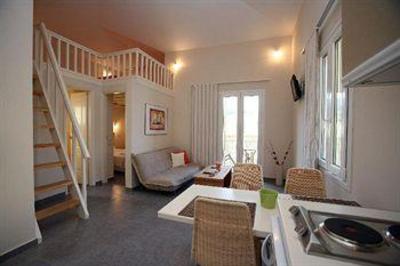 фото отеля Iro Suites