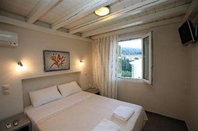 фото отеля Iro Suites