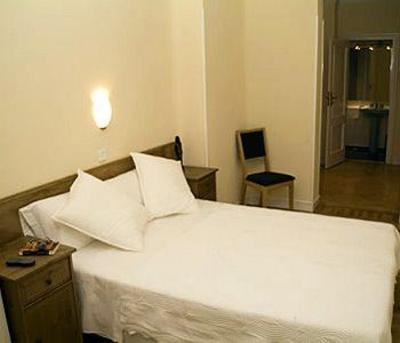 фото отеля Hostal Aresol Madrid