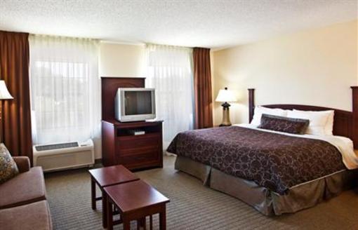 фото отеля Staybridge Suites Tampa East - Brandon