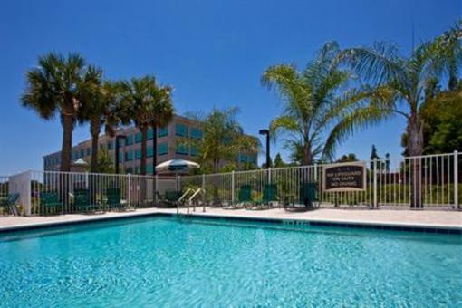 фото отеля Staybridge Suites Tampa East - Brandon