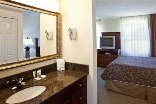 фото отеля Staybridge Suites Tampa East - Brandon