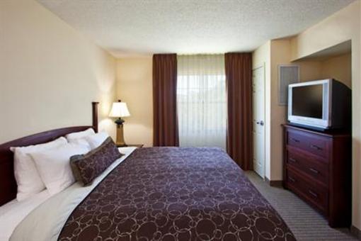 фото отеля Staybridge Suites Tampa East - Brandon