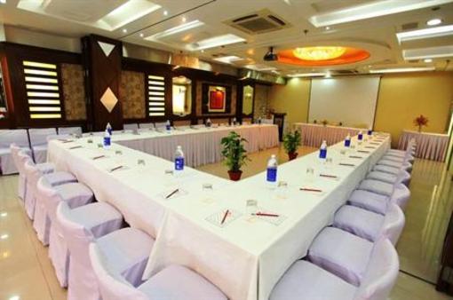 фото отеля Star Grand Villa Hotel New Delhi