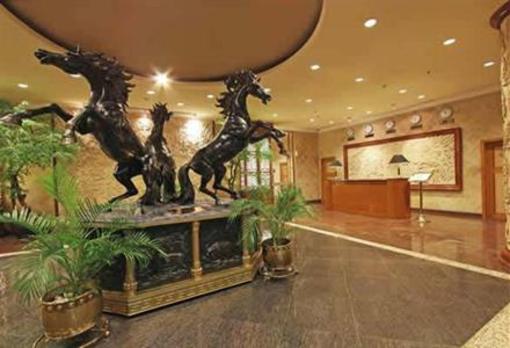 фото отеля Harmoni Suites Hotel