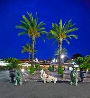 фото отеля Hotel Happy Days Giugliano in Campania