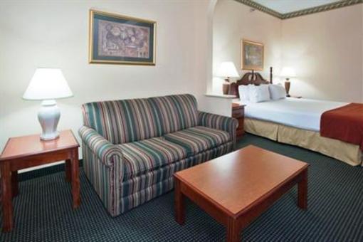 фото отеля Holiday Inn Express Plymouth (North Carolina)