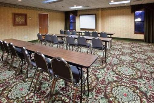 фото отеля Holiday Inn Express Plymouth (North Carolina)