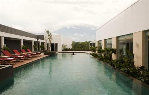 фото отеля Hotel Santika Bogor