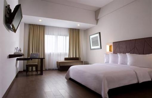 фото отеля Hotel Santika Bogor