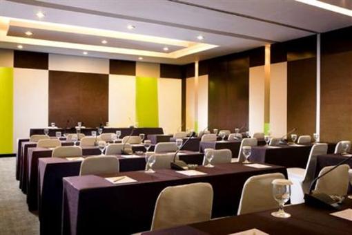 фото отеля Hotel Santika Bogor