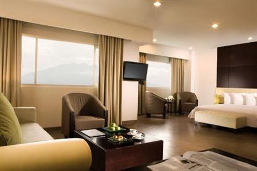 фото отеля Hotel Santika Bogor