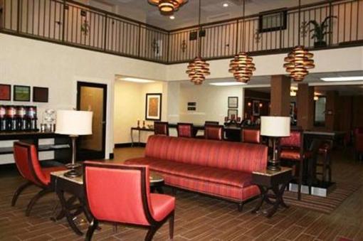 фото отеля Hampton Inn Clarksville