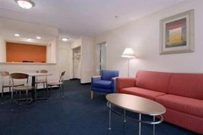 фото отеля Red Roof Inn & Suites Myrtle Beach