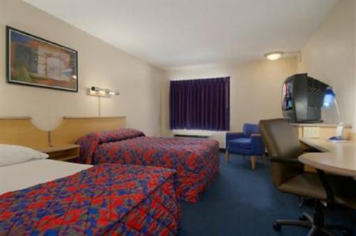 фото отеля Red Roof Inn & Suites Myrtle Beach