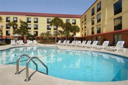 фото отеля Red Roof Inn & Suites Myrtle Beach