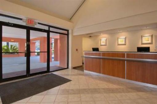 фото отеля Red Roof Inn & Suites Myrtle Beach