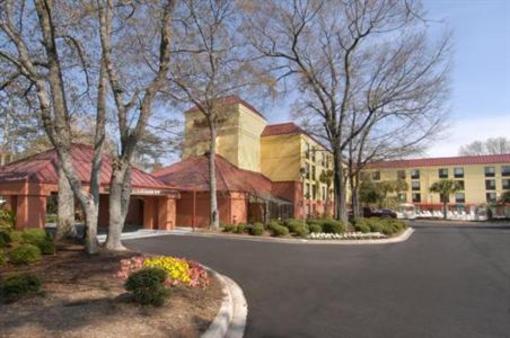 фото отеля Red Roof Inn & Suites Myrtle Beach