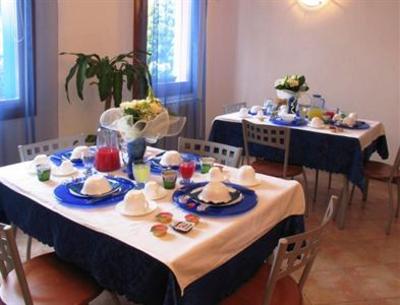 фото отеля Al Giardino Bed and Breakfast