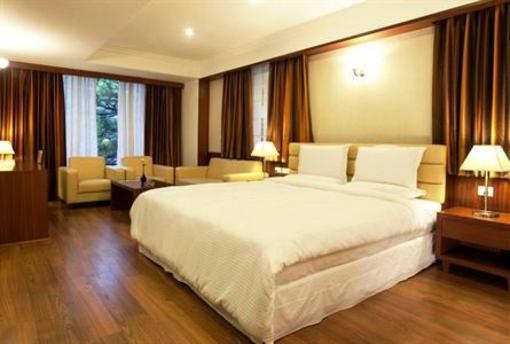 фото отеля Hotel Seagrape Gardens