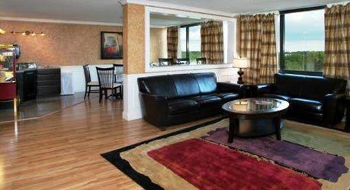 фото отеля Wyndham Philadelphia Hotel Mount Laurel