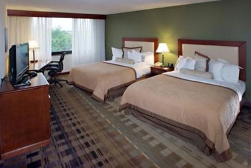 фото отеля Wyndham Philadelphia Hotel Mount Laurel