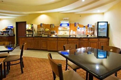 фото отеля Holiday Inn Express Hotel & Suites Sweetwater