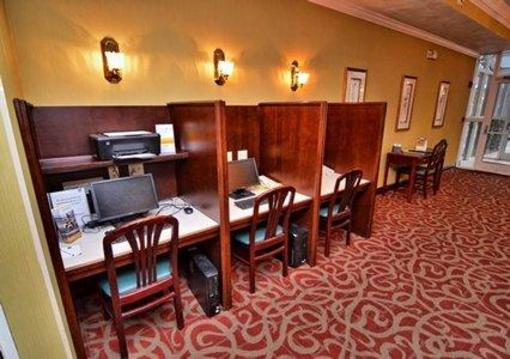 фото отеля Comfort Suites Scranton