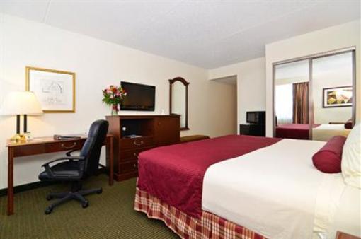 фото отеля BEST WESTERN Cooper's Mill Hotel