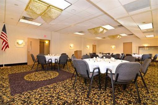 фото отеля BEST WESTERN Cooper's Mill Hotel