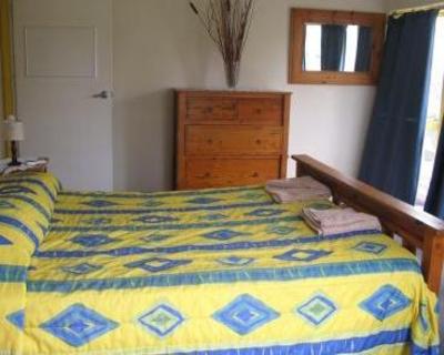 фото отеля Sunset Court Holiday Apartments Gold Coast