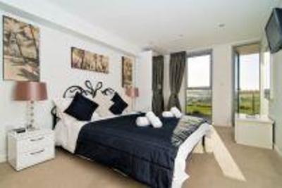 фото отеля Zinc Apartments Newquay