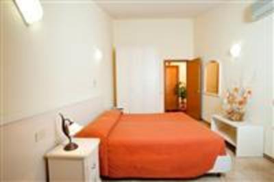 фото отеля Hotel Massimino Anguillara Sabazia