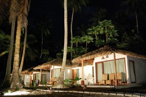 фото отеля SeaShell Beach Resort Havelock Island