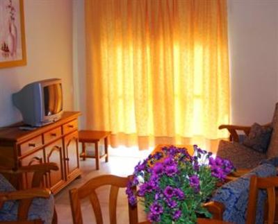 фото отеля Las Rosas de Capistrano Hotel Nerja