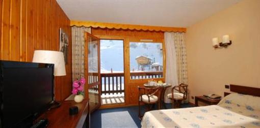 фото отеля Hotel Les Arolles Les Allues