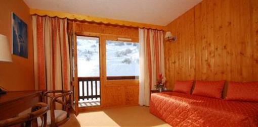 фото отеля Hotel Les Arolles Les Allues