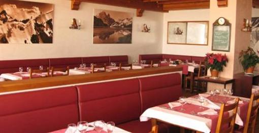 фото отеля Hotel Les Arolles Les Allues