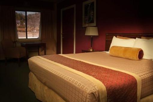 фото отеля BEST WESTERN Yosemite Way Station