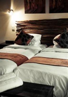 фото отеля Emdoneni Lodge