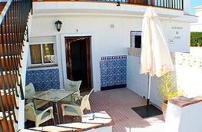 фото отеля Apartamentos El Roqueo Conil de la Frontera