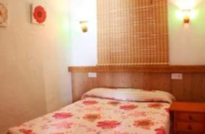 фото отеля Apartamentos El Roqueo Conil de la Frontera