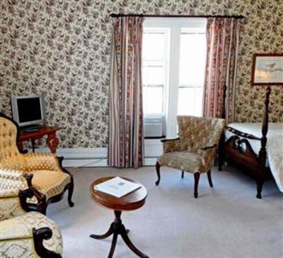 фото отеля Hillsdale House Inn
