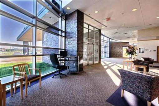 фото отеля BEST WESTERN The Falls Inn And Suites