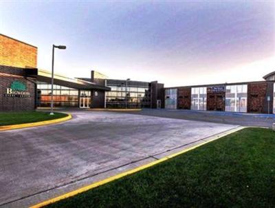 фото отеля BEST WESTERN The Falls Inn And Suites