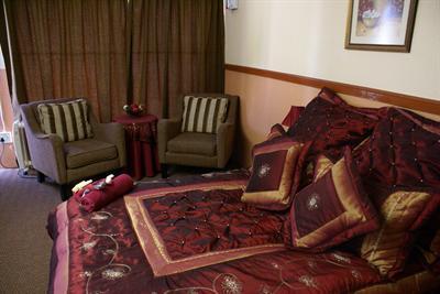 фото отеля Airport Inn B&B