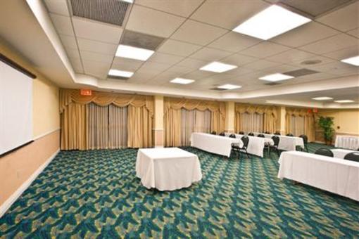 фото отеля Holiday Inn Port St. Lucie