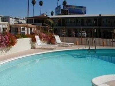 фото отеля Sunset Inn & Suites Los Angeles