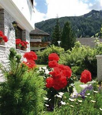 фото отеля Hotel Garni Villa Anna