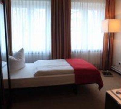 фото отеля DameritzSeehotel Berlin